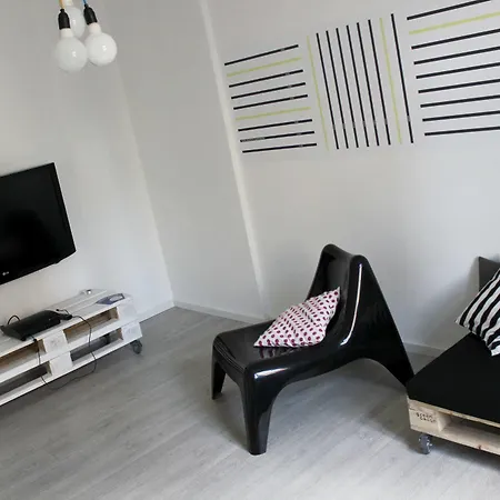 Soda & 호스텔 포즈난